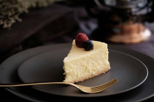What's the Secret to a Perfectly Fluffy Japanese Cheesecake?
